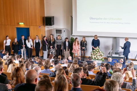 Abschlussfeier 2024 (öffnet Vergrößerung des Bildes)