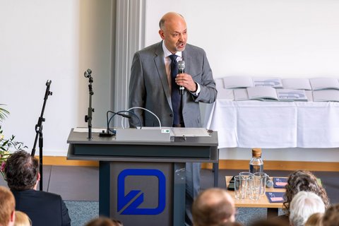 Abschlussfeier 2025 an der Ostfalia am Campus Salzgitter (öffnet Vergrößerung des Bildes)