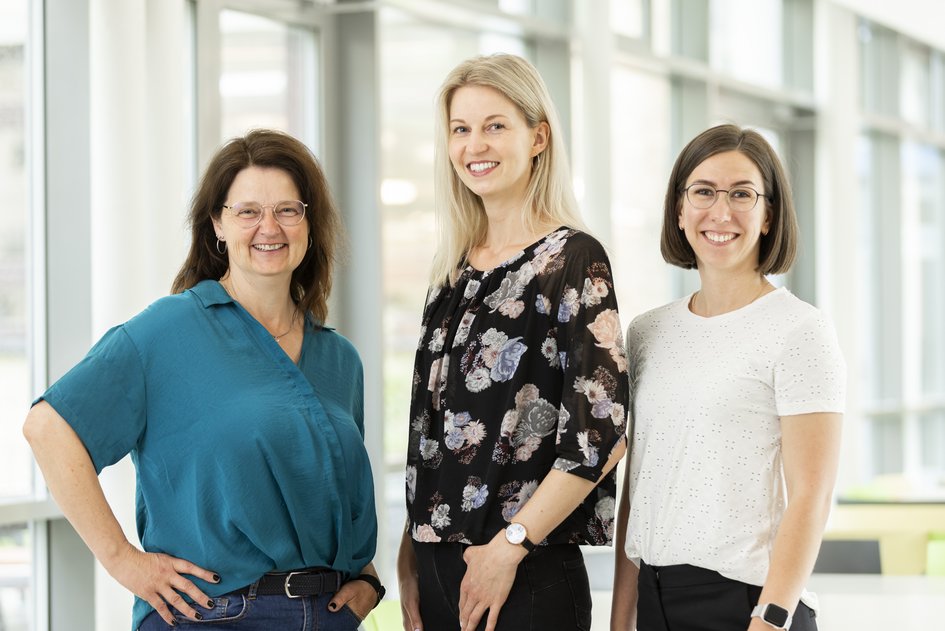 Teamfoto der Serviceeinrichtung Personalentwicklung, Gesundheitsmanagement und Hochschulsport. 