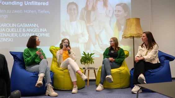 Vier Personen beim Panel Talk im WissensOrt Wolfenbüttel 