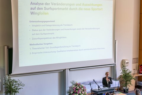 Abschlussfeier 2025 an der Ostfalia am Campus Salzgitter (öffnet Vergrößerung des Bildes)