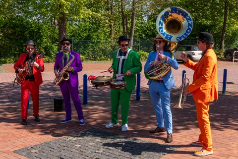 Abschlussfeier 2025 an der Ostfalia am Campus Salzgitter (öffnet Vergrößerung des Bildes)