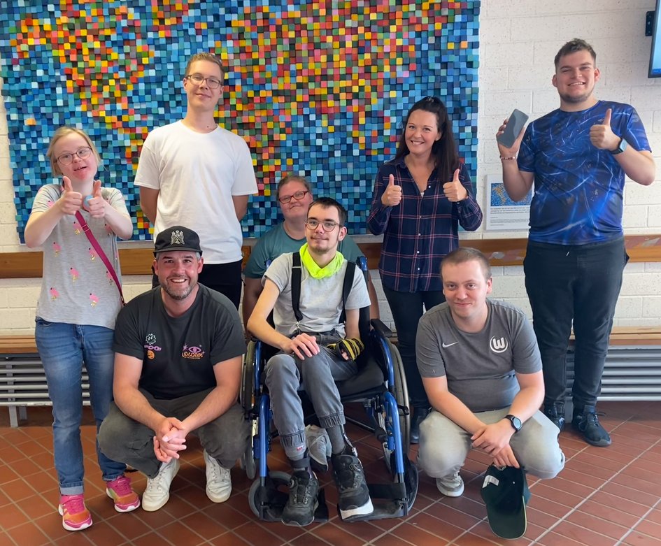 Gruppenfoto aller Beteiligten der Companion App