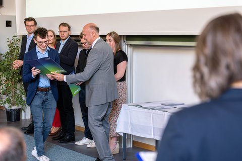 Abschlussfeier 2025 an der Ostfalia am Campus Salzgitter (öffnet Vergrößerung des Bildes)