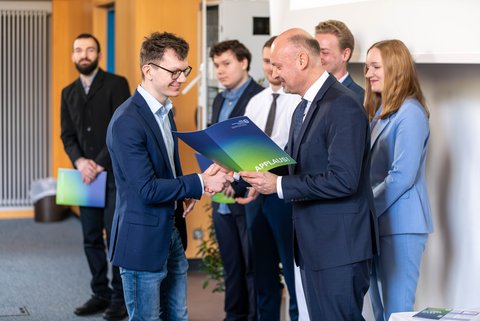 Abschlussfeier 2024 (öffnet Vergrößerung des Bildes)