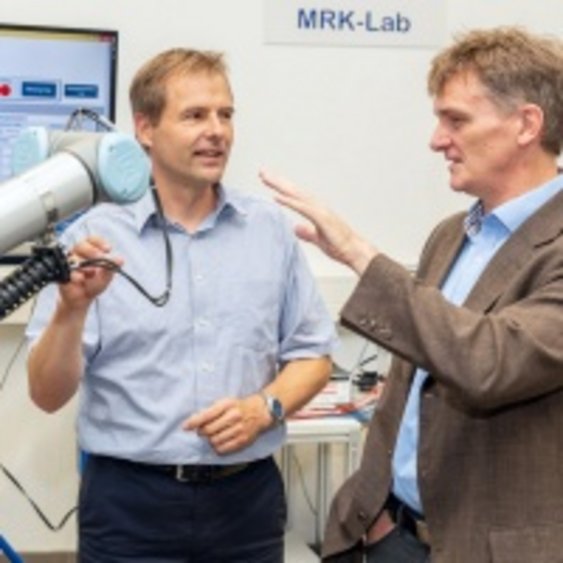 Prof. Brüggemann & Prof. Kühl unterhalten sich