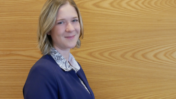 Porträtaufnahme der interviewten Person.