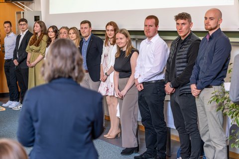 Abschlussfeier 2025 an der Ostfalia am Campus Salzgitter (öffnet Vergrößerung des Bildes)