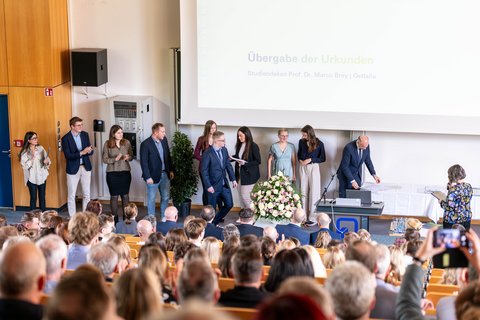 Abschlussfeier 2024 (öffnet Vergrößerung des Bildes)