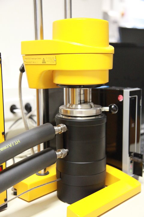 Technische Ausstattung im Labor für Energie- und Kältetechnik