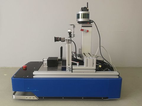 Fahrerloses Transportfahrzeug KATE (öffnet Vergrößerung des Bildes)