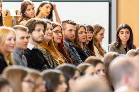 Abschlussfeier 2023 (öffnet Vergrößerung des Bildes)