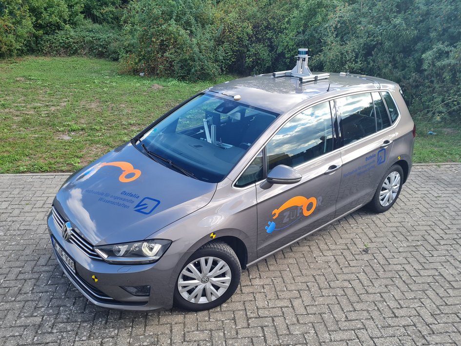 Mobiler Versuchsträger für Umfeldwahrnehmung (öffnet Vergrößerung des Bildes)