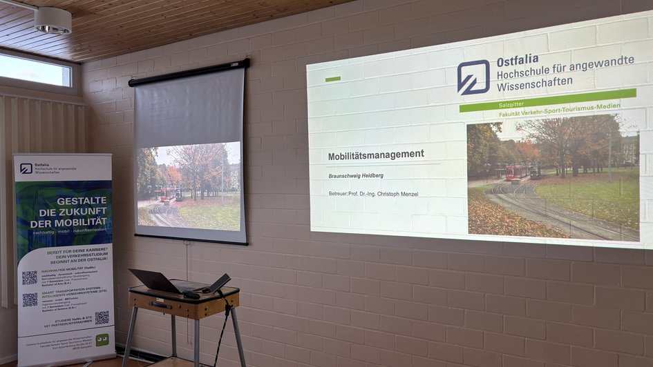 Abschlusspräsentation Projektion an Wand