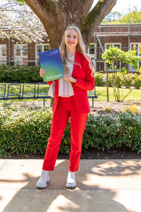 Abschlussfeier 2025 an der Ostfalia am Campus Salzgitter (öffnet Vergrößerung des Bildes)