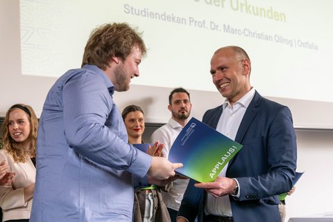 Abschlussfeier 2024 (öffnet Vergrößerung des Bildes)