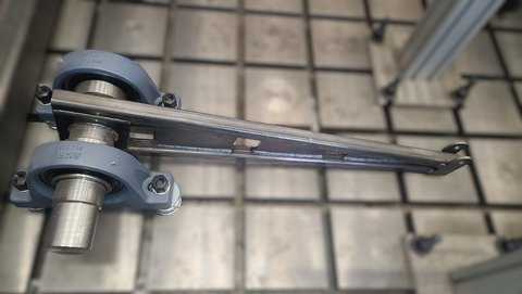 Hebel für einen DrehmomentüberlastprüfstandFak. Maschinenbau - IKAMProf. Lippardt (öffnet Vergrößerung des Bildes)