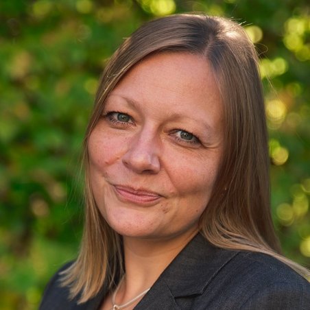 Dipl.-Kffr. Inga Poll 