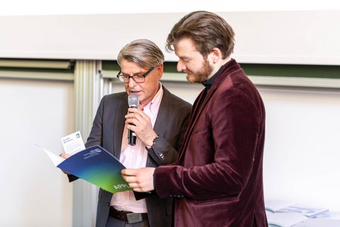 Abschlussfeier 2025 an der Ostfalia am Campus Salzgitter (öffnet Vergrößerung des Bildes)