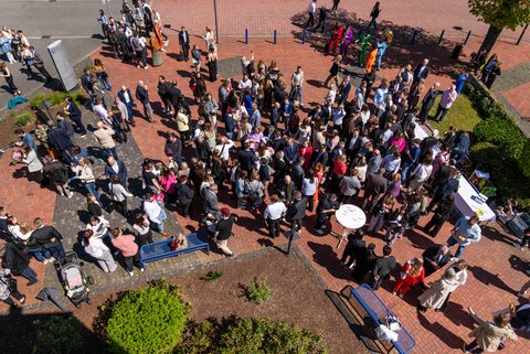 Abschlussfeier 2025 an der Ostfalia am Campus Salzgitter (öffnet Vergrößerung des Bildes)