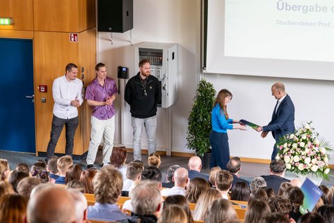 Abschlussfeier 2024 (öffnet Vergrößerung des Bildes)