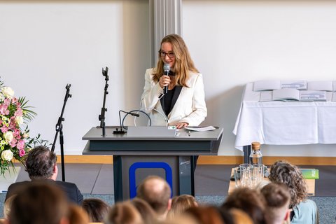 Abschlussfeier 2025 an der Ostfalia am Campus Salzgitter (öffnet Vergrößerung des Bildes)