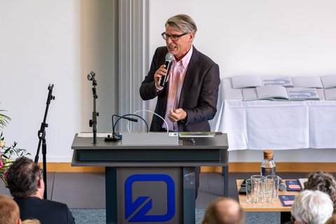 Abschlussfeier 2025 an der Ostfalia am Campus Salzgitter (öffnet Vergrößerung des Bildes)