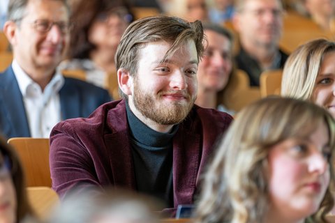 Abschlussfeier 2025 an der Ostfalia am Campus Salzgitter (öffnet Vergrößerung des Bildes)