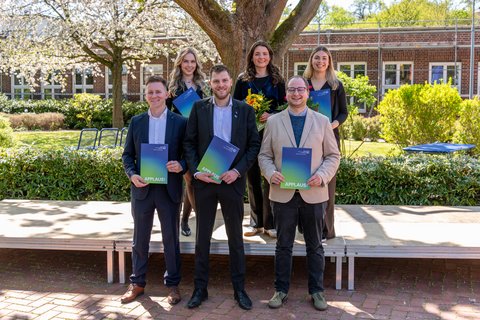 Abschlussfeier 2025 an der Ostfalia am Campus Salzgitter (öffnet Vergrößerung des Bildes)