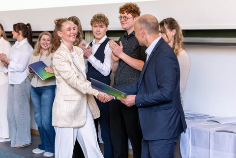 Abschlussfeier 2025 an der Ostfalia am Campus Salzgitter (öffnet Vergrößerung des Bildes)