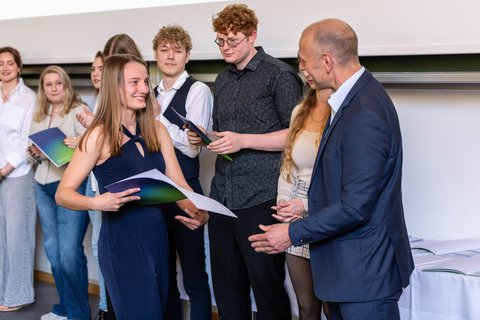 Abschlussfeier 2025 an der Ostfalia am Campus Salzgitter (öffnet Vergrößerung des Bildes)