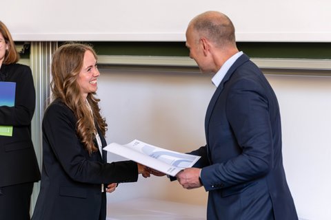 Abschlussfeier 2025 an der Ostfalia am Campus Salzgitter (öffnet Vergrößerung des Bildes)