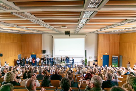 Abschlussfeier 2024 (öffnet Vergrößerung des Bildes)