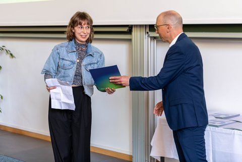 Abschlussfeier 2025 an der Ostfalia am Campus Salzgitter (öffnet Vergrößerung des Bildes)