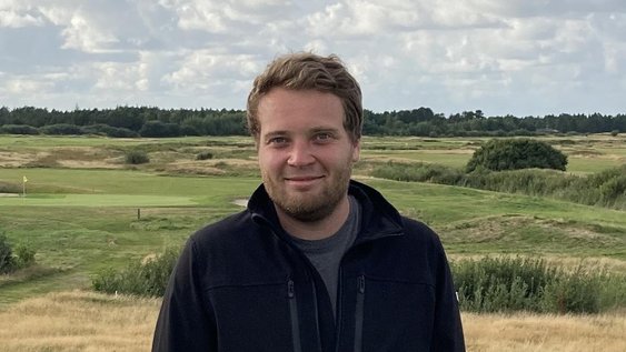 Porträtaufnahme der interviewten Person.