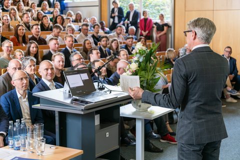 Abschlussfeier 2024 (öffnet Vergrößerung des Bildes)