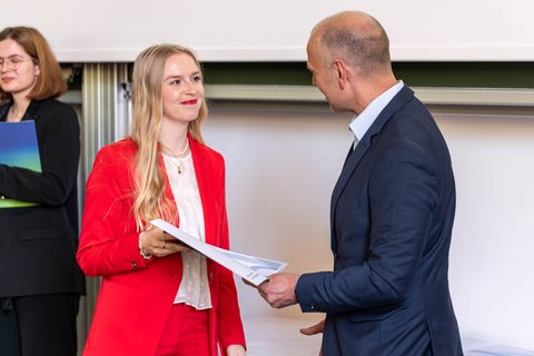 Abschlussfeier 2025 an der Ostfalia am Campus Salzgitter (öffnet Vergrößerung des Bildes)